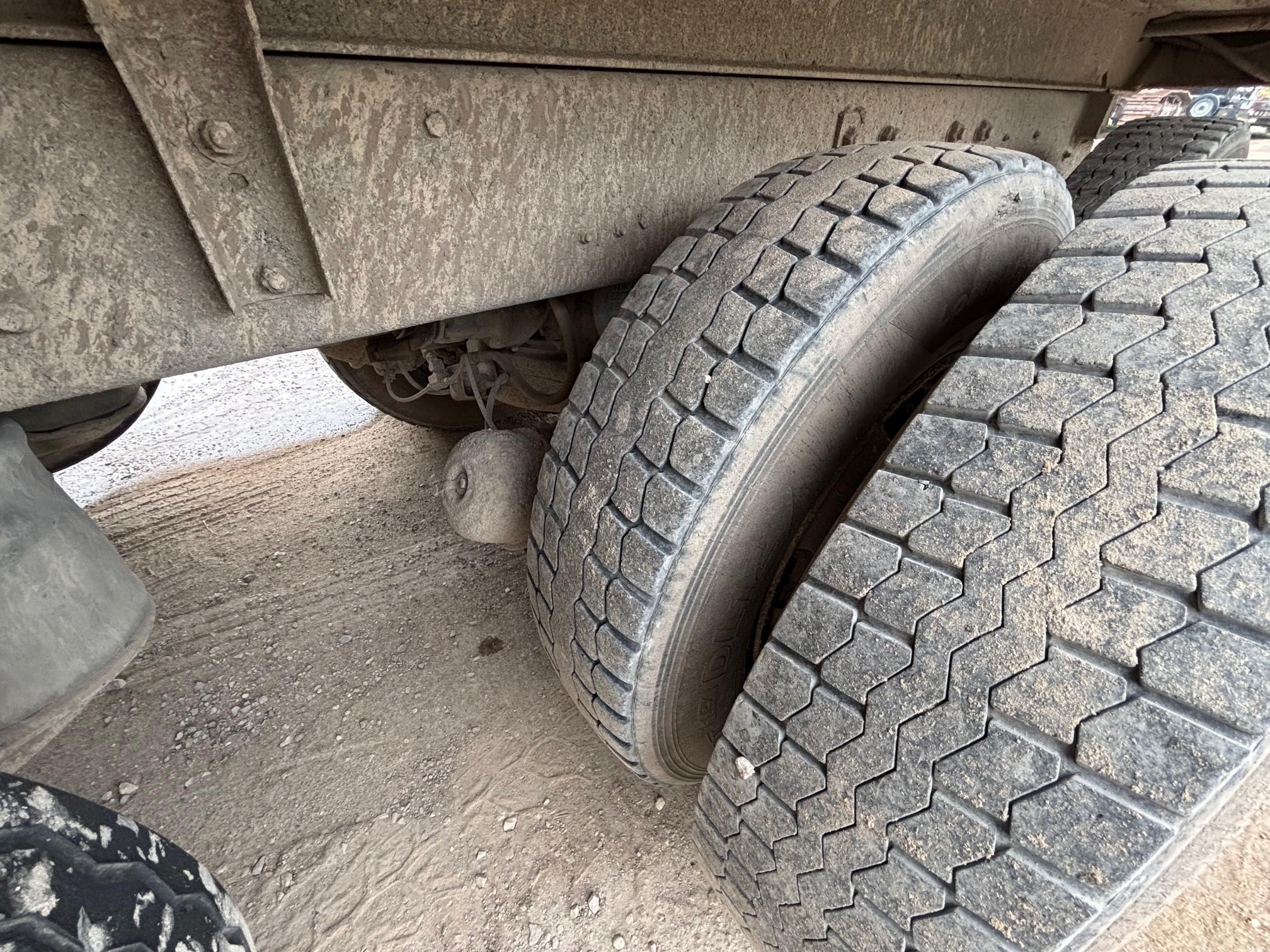 1995 MACK CL713 - Image 24